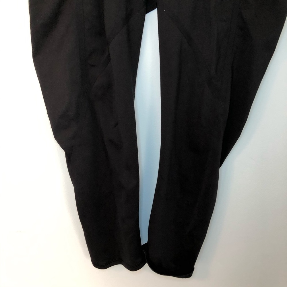 Athleta Black Chaturanga Capris Size XS - Picture 4 of 7